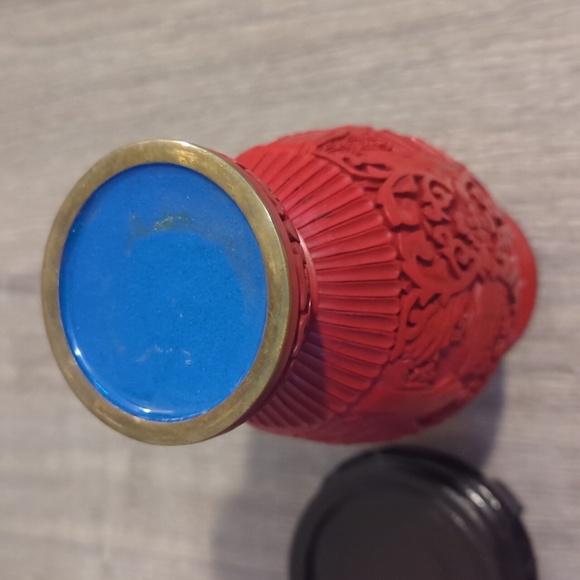 Vintage Cinnabar Blue Enamel Vase with Stand - Picture 5 of 9